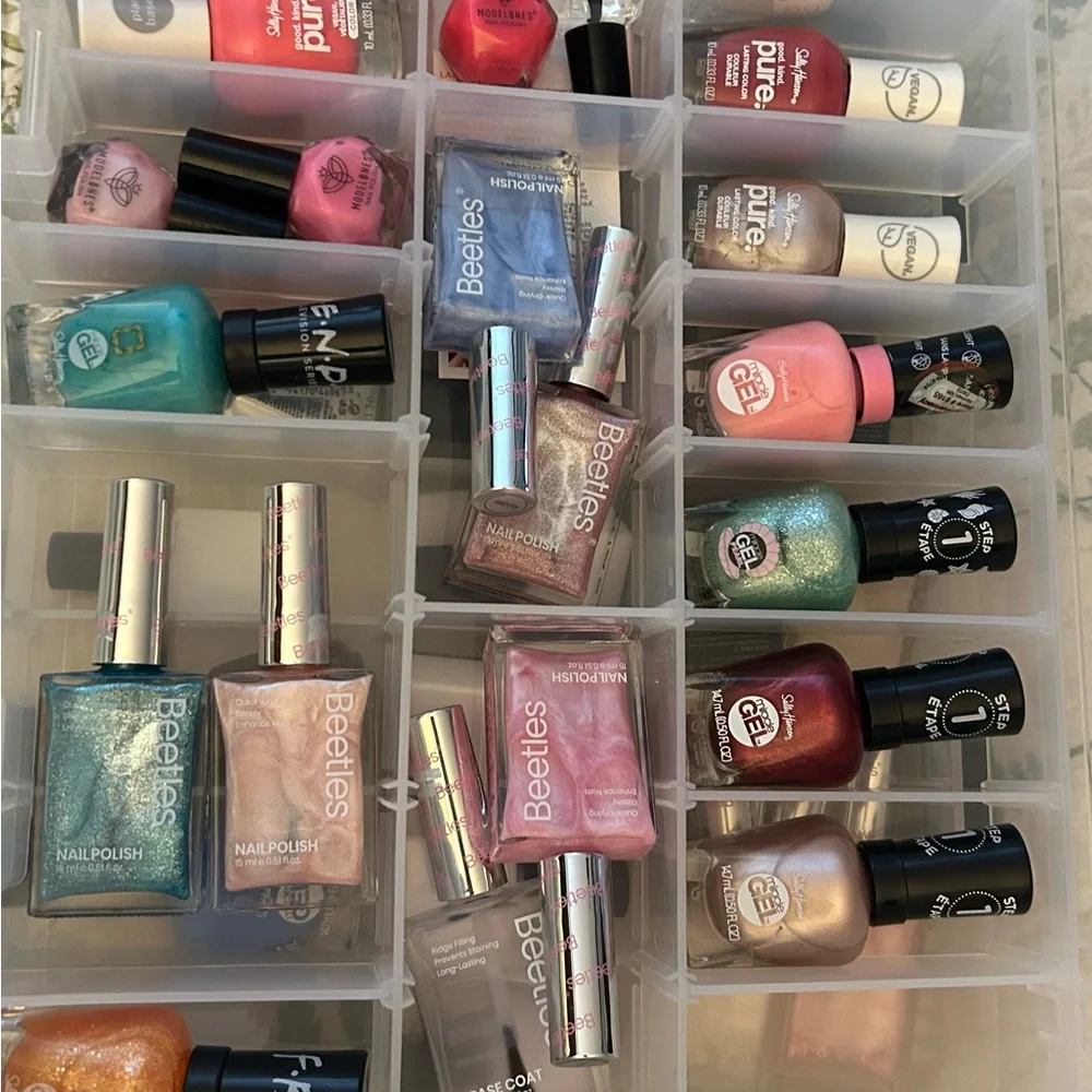 Nail Polish w/ Organizer 51 bottles, All New